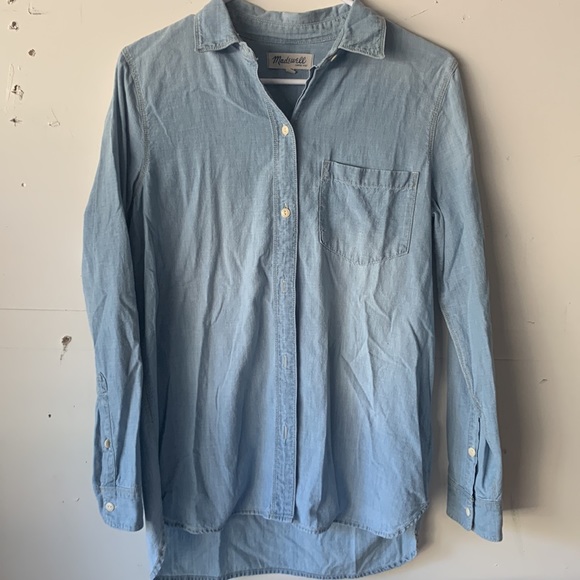 Madewell- Mint Condition- 2 XS T- Shirts and 1 S Blouse (selling all 3 together) - Picture 3 of 3